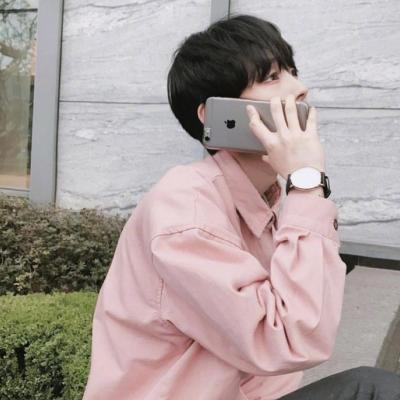 好看的韩系头像在哭的头像男生图片