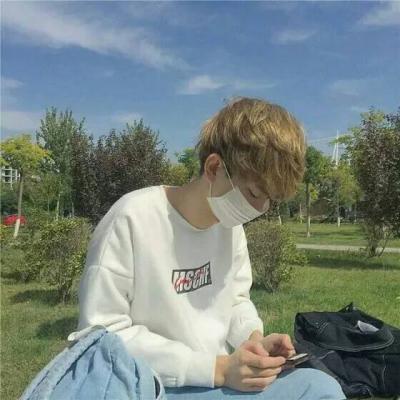 年轻有朝气的贴吧头像帅哥男生头像欧美潮图片