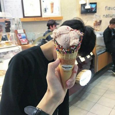 青春阳光且低调的手机男生头像霸气