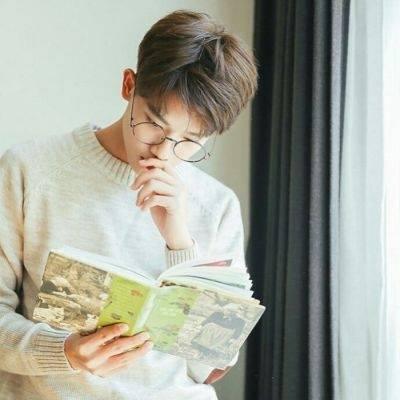 青春阳光且低调的手机男生头像霸气图片
