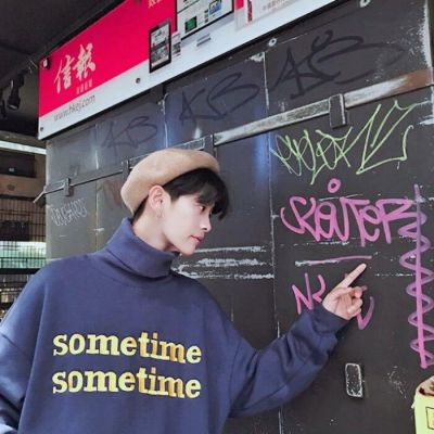 青春干净的帅气北大男生抑郁头像图片
