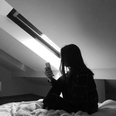女生高清头像卖萌可爱图片