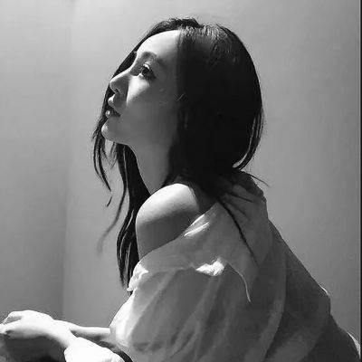 女生高清头像卖萌可爱图片