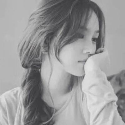 女生高清头像卖萌可爱图片