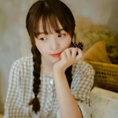 qq头像侧面女生头像图片