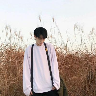 年轻帅气的头像男生动漫邪魅