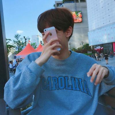 年轻帅气的头像男生动漫邪魅图片