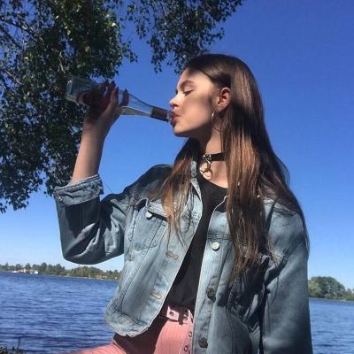 QQ特别好看的女生头像图片