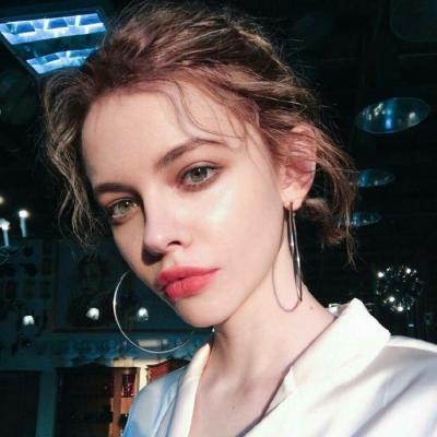QQ特别好看的女生头像图片