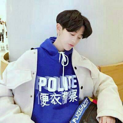 2018好看的qq头像头像是普京的男生图片