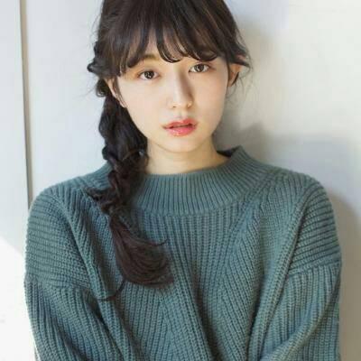 qq头像女生唯美侧颜图片