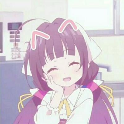 抱兔子的高清女生头像图片