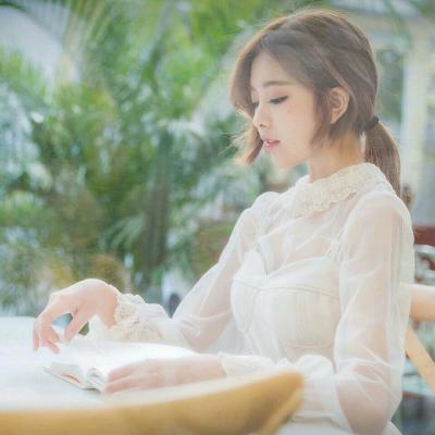 qq头像女生个性戴帽子图片