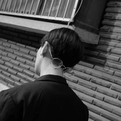 儒雅风的头像男生图片