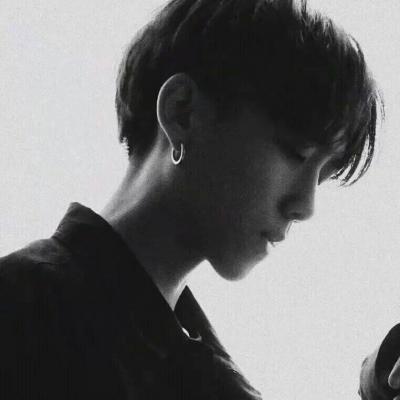 2018qq头像伤感男生街头头像图片