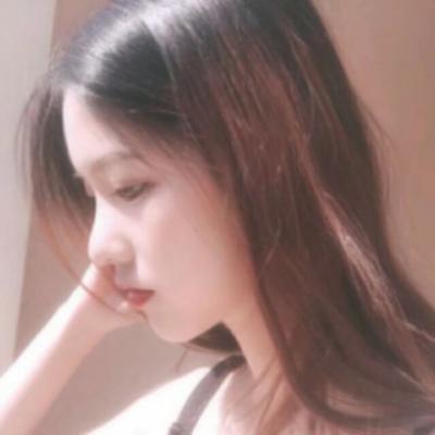 头像漫画女生短发女生图片