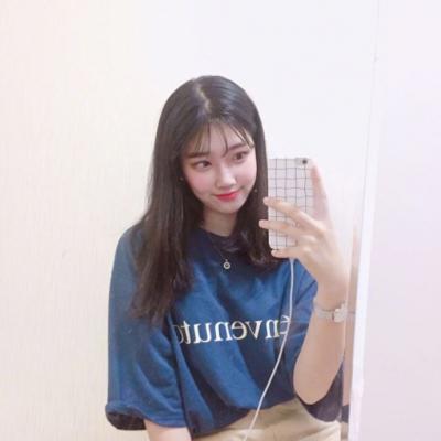 高冷墨镜女神头像女生图片