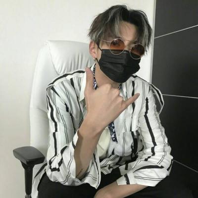 2018最新qq头像男生戴帽子头像个性网图片