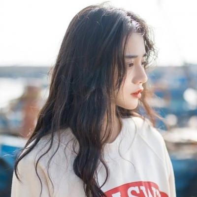 qq头像女生霸气动态图片