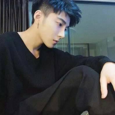 帅到爆时尚男生恶魔和天使头像帅气霸气超拽图片