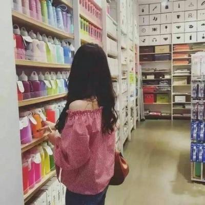 殴美头像女生头像简约图片