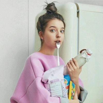 qq头像化妆女生头像图片