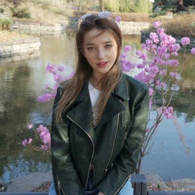 qq头像化妆女生头像图片