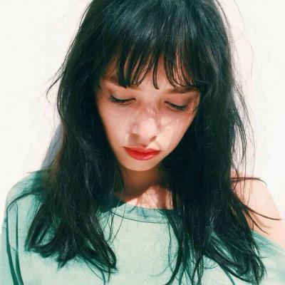 qq头像化妆女生头像图片
