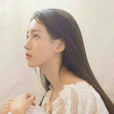 梦幻唯美意境女生头像图片