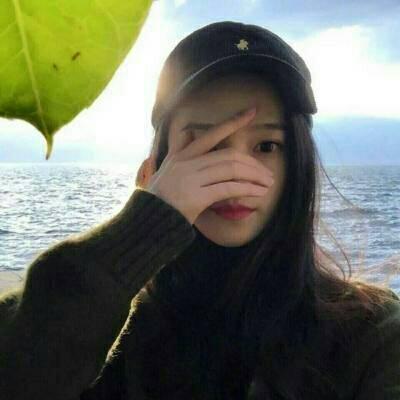 梦幻唯美意境女生头像图片
