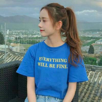 梦幻唯美意境女生头像图片