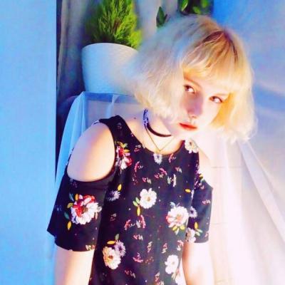 qq女生头像动漫简单图片