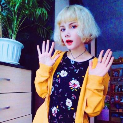 qq女生头像动漫简单图片