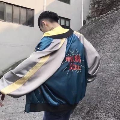 伤感颓废男生头像真人站在海边