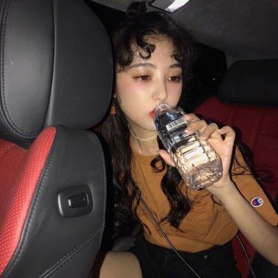 超可爱的动漫女生头像图片