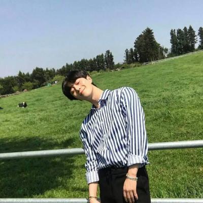 小清新阳光帅气男生高清卡通搞怪头像吧图片