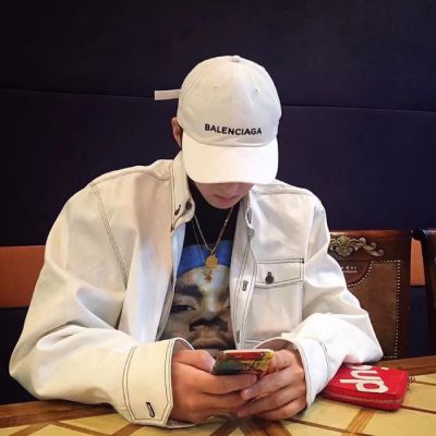 成熟简单干净的水汽男生和女生是闺蜜头像图片大全图片