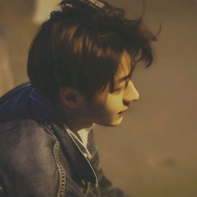 成熟简单干净的水汽男生和女生是闺蜜头像图片大全图片