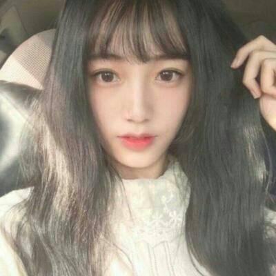qq女生闺密头像背影图片