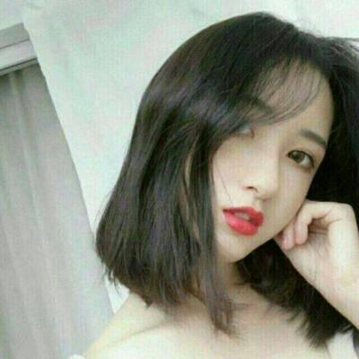 qq女生闺密头像背影图片