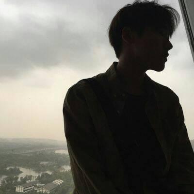 微信头像男成熟稳重不要人脸男生失恋后哭的头像图片