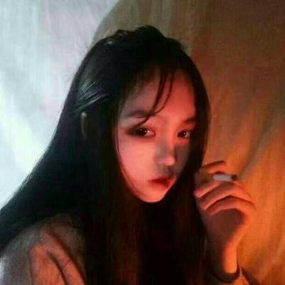 女生QQ头像背影可爱图片