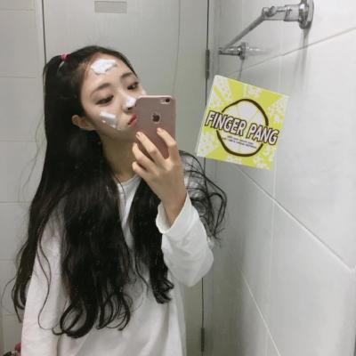 女生动漫头像有避孕套图片