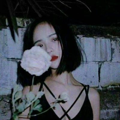 qq好看的女生头像背影图片