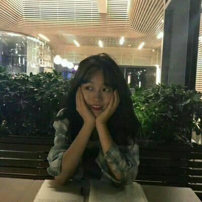 透明键盘女生头像大全图片
