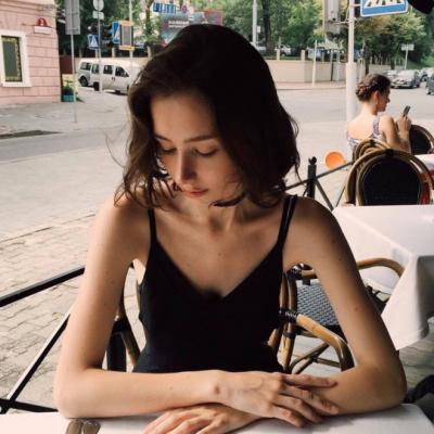 可爱的二次元头像女生图片