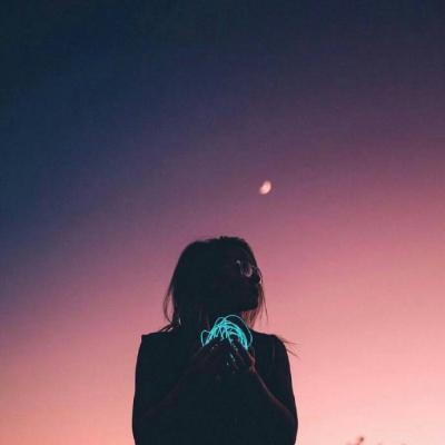 非主流女生伤感头像带字图片