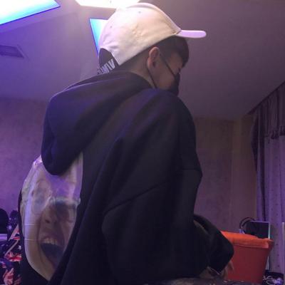 热门伤感帅气的唯美孤独背影动漫头像男生图片