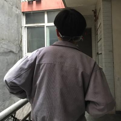 热门伤感帅气的唯美孤独背影动漫头像男生图片