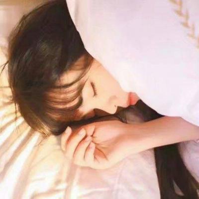 QQ头像动漫女生下身图片